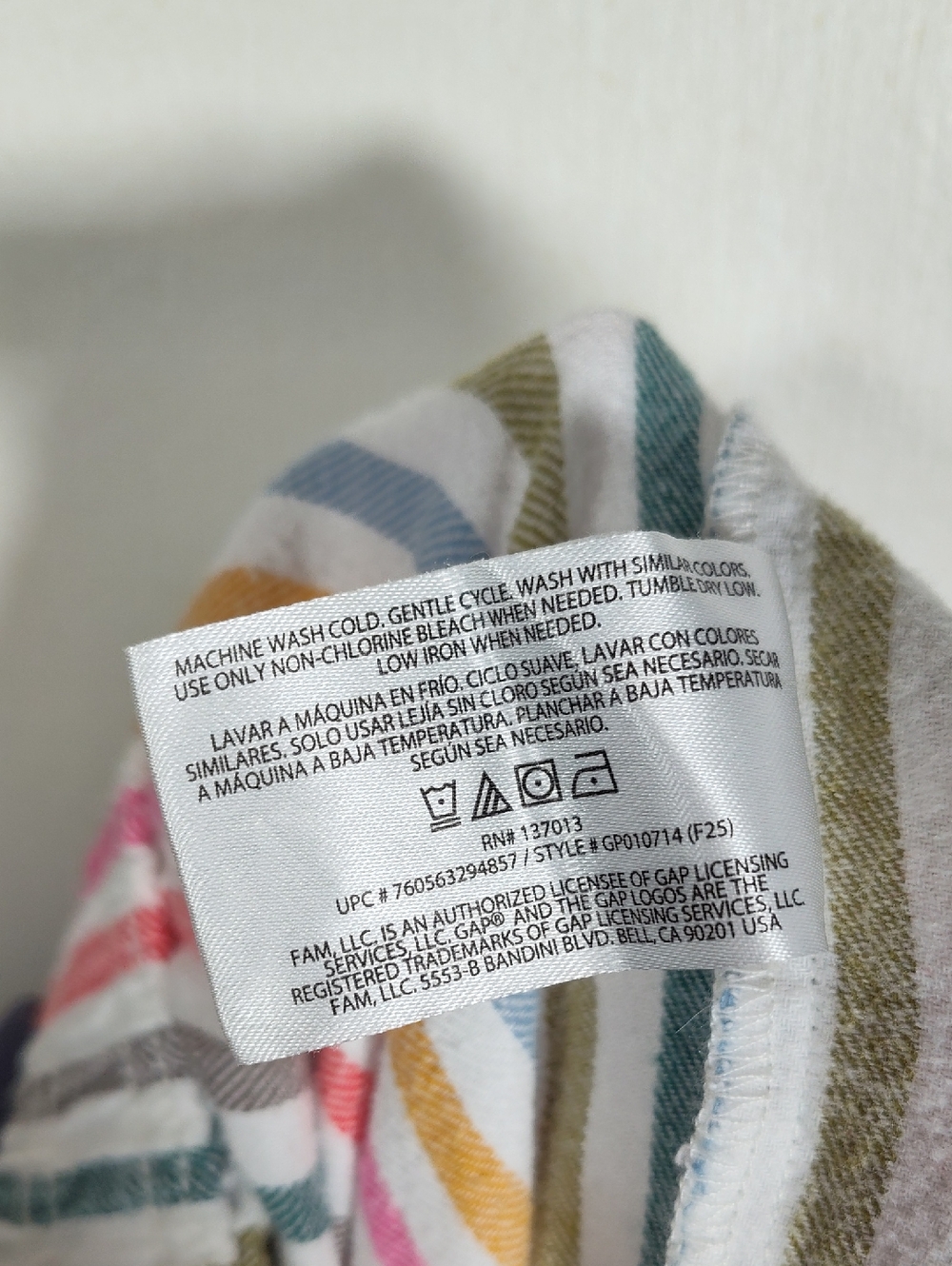 Gap Softest Flannel‎ Pants in Multi Color Happy Stripe M - Picture 8 of 8
